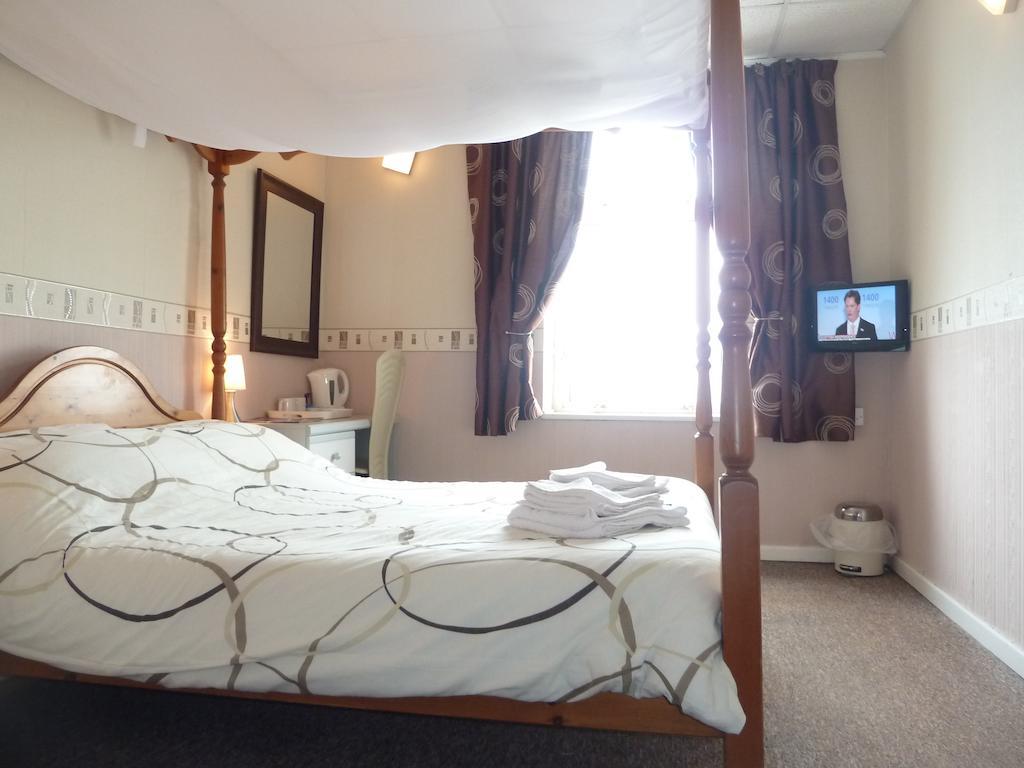 Funky Towers 3* Blackpool
