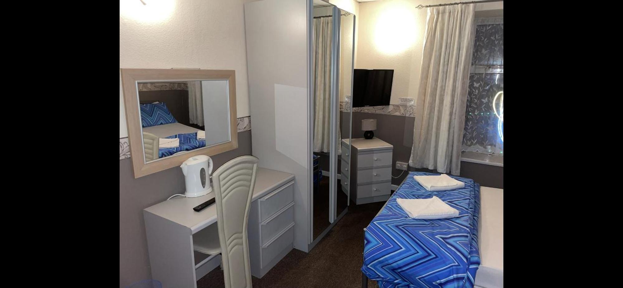 Funky Towers Guest house 3*