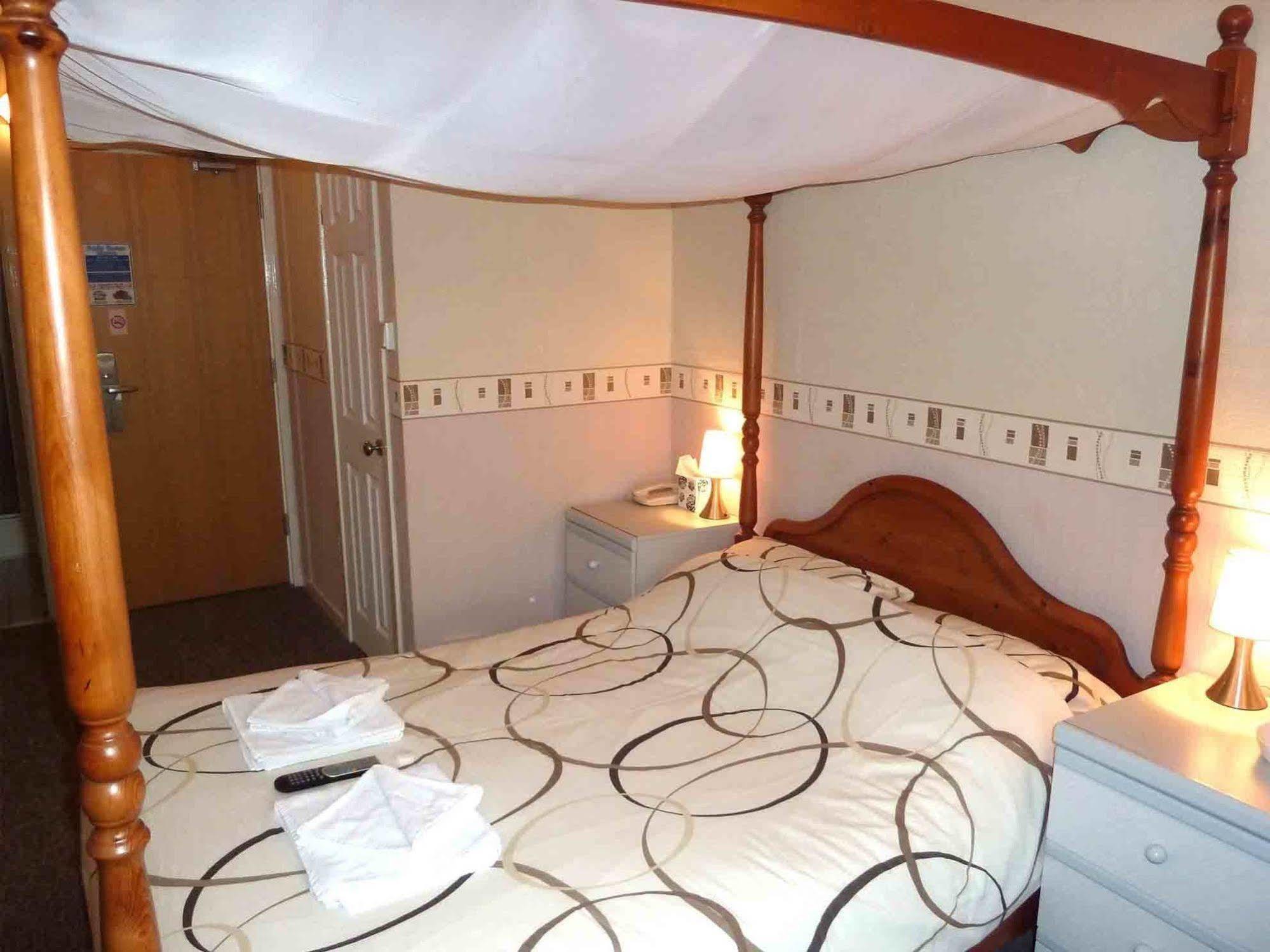 Funky Towers Guest house Blackpool